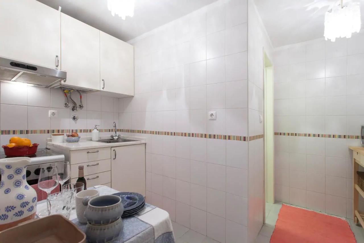 Alfama Charming Apt With 2 Free Bikes By Timecooler Lisbon Bagian luar foto