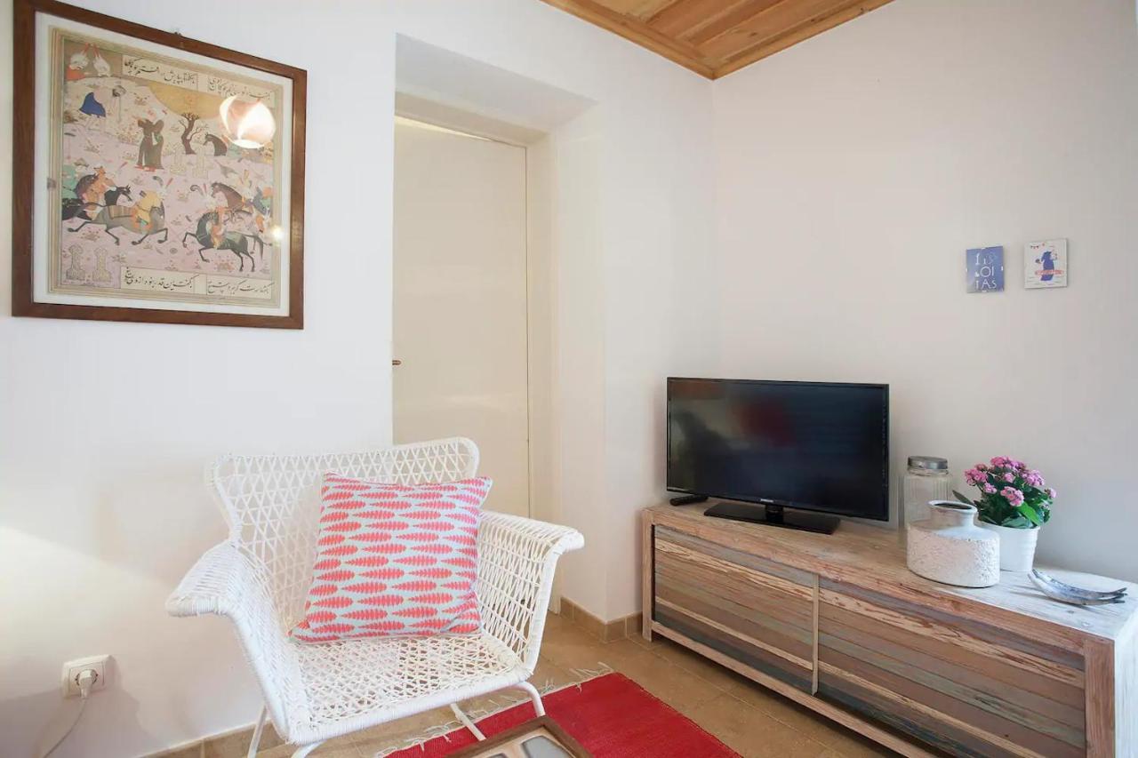 Alfama Charming Apt With 2 Free Bikes By Timecooler Lisbon Bagian luar foto