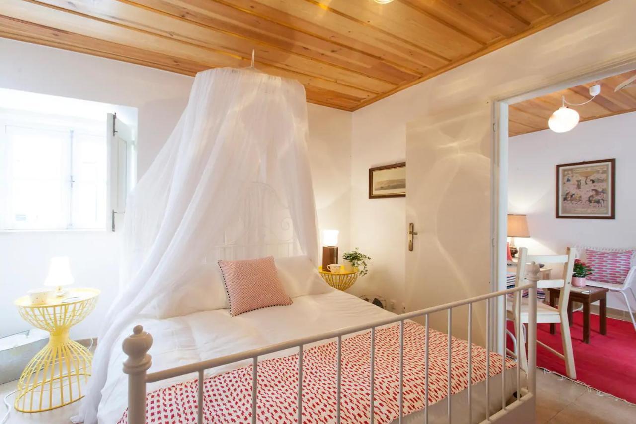 Alfama Charming Apt With 2 Free Bikes By Timecooler Lisbon Bagian luar foto